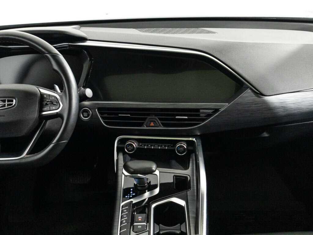 Купить Geely Tugella с пробегом. Фото: #13