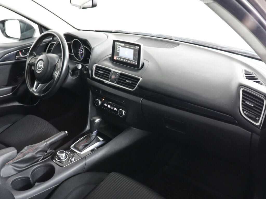 Купить Mazda 3 с пробегом. Фото: #5