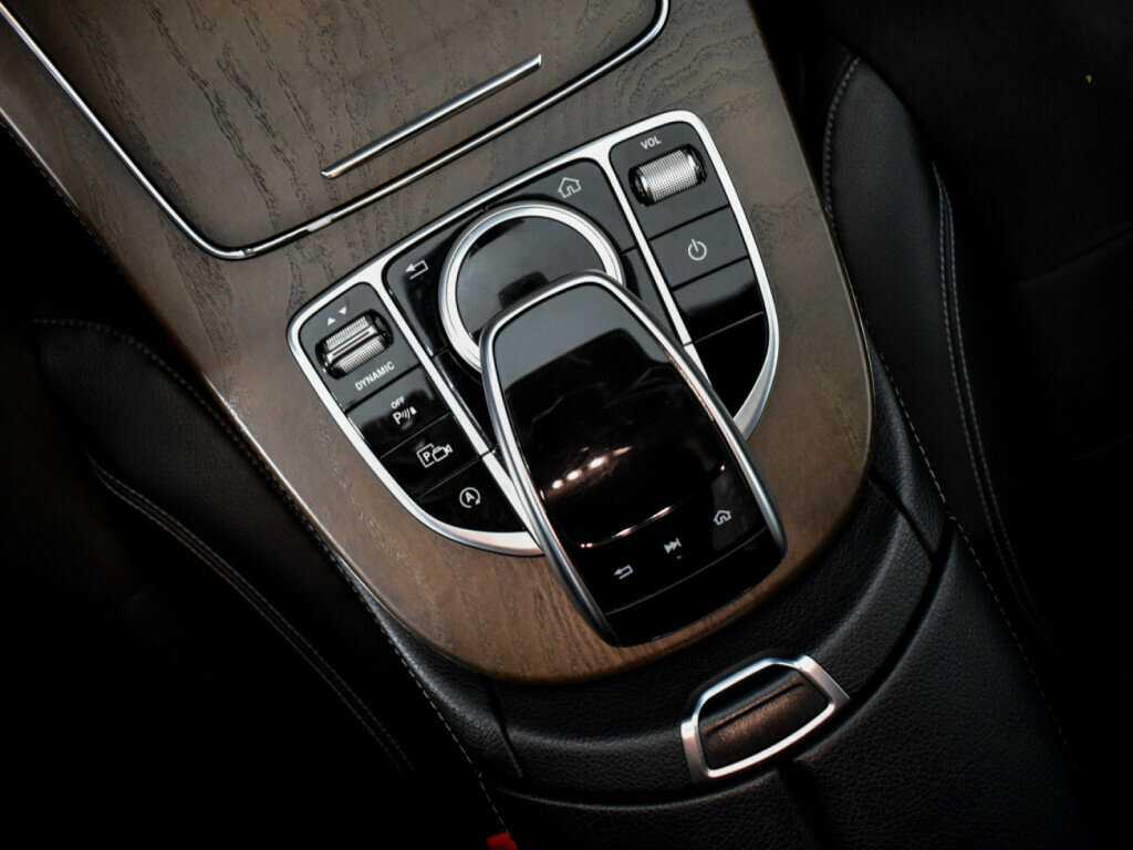 Купить Mercedes-Benz E-Класс с пробегом. Фото: #19