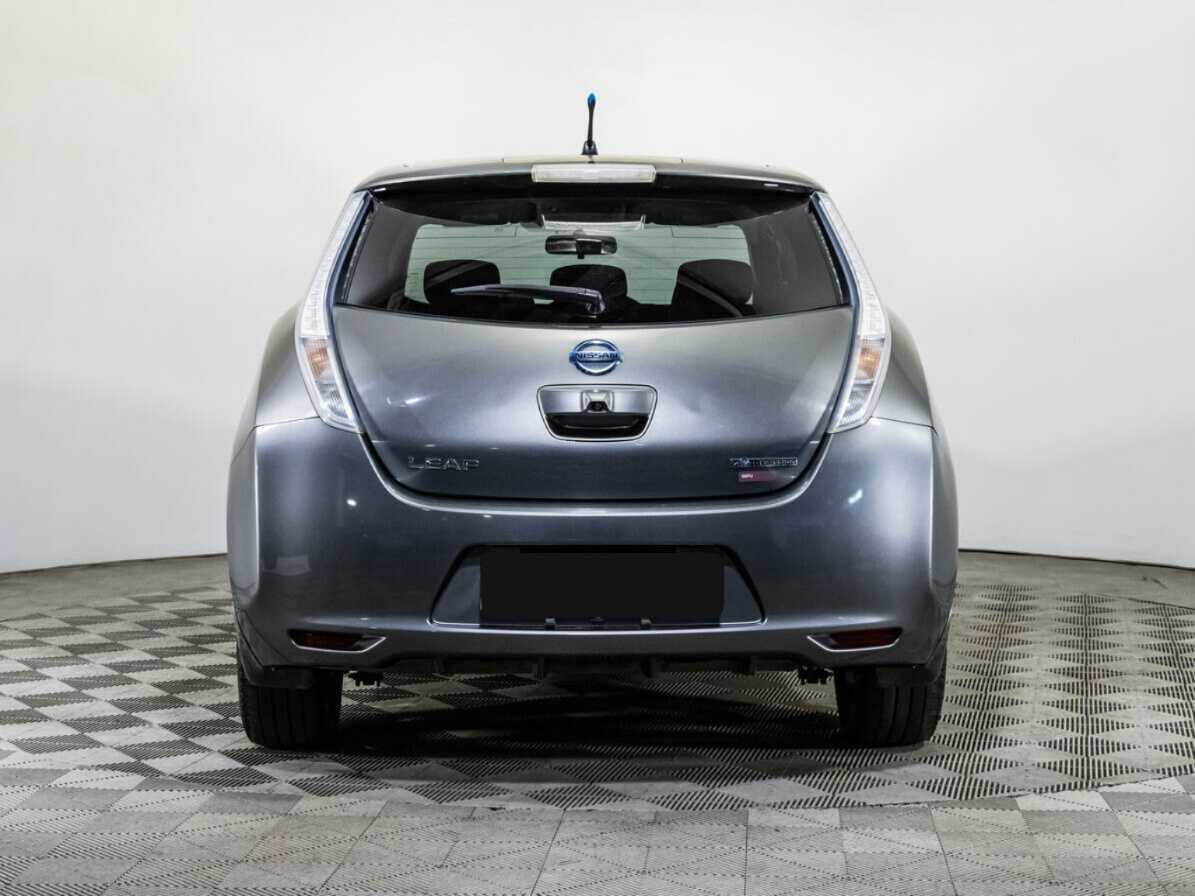 Купить Nissan Leaf с пробегом. Фото: #5