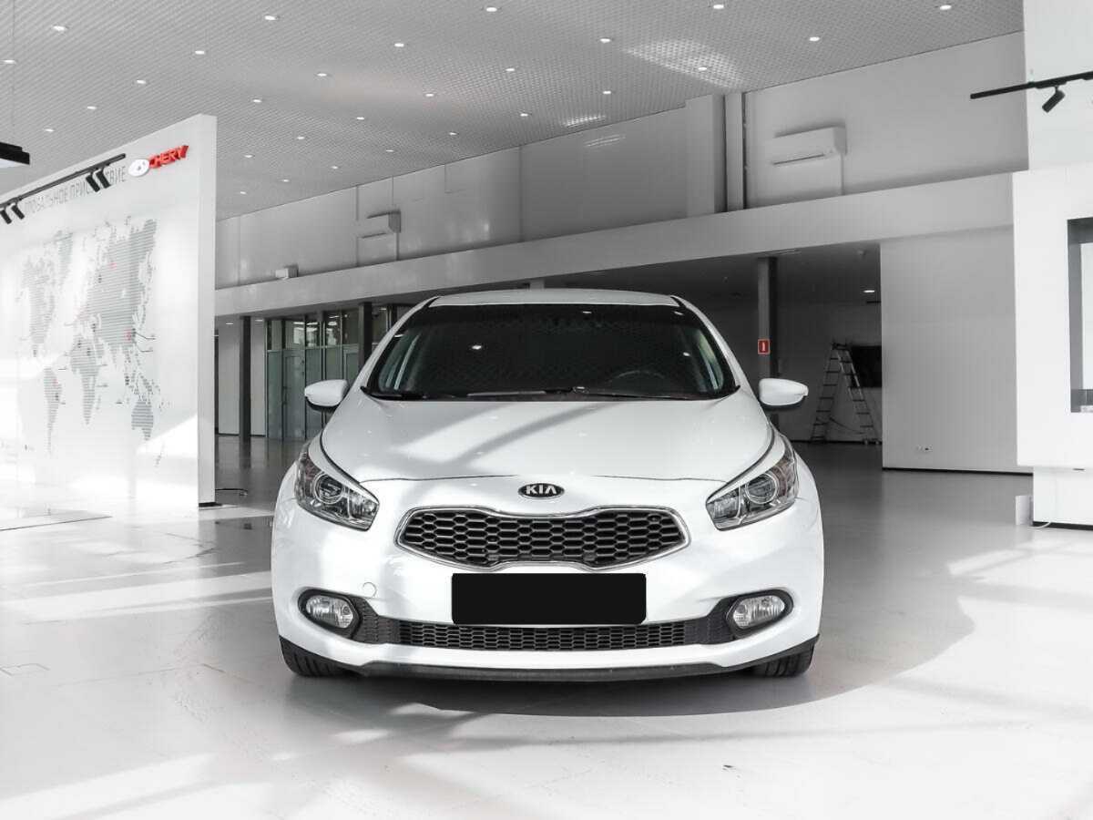 Купить Kia Ceed с пробегом. Фото: #1