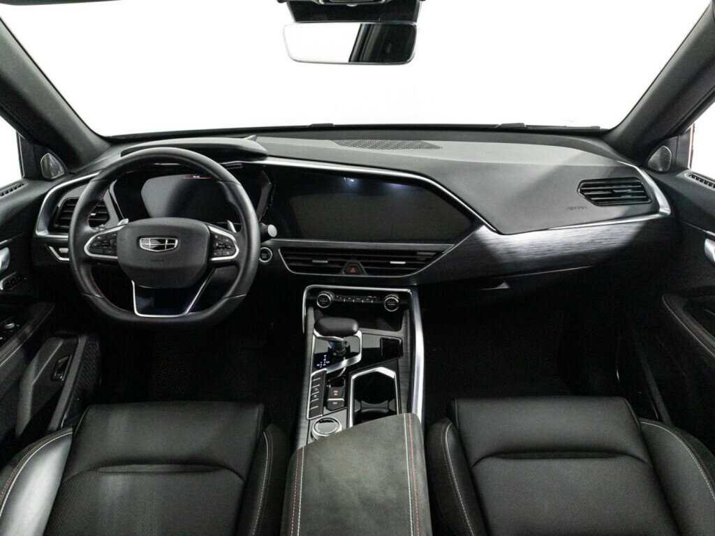 Купить Geely Tugella с пробегом. Фото: #12