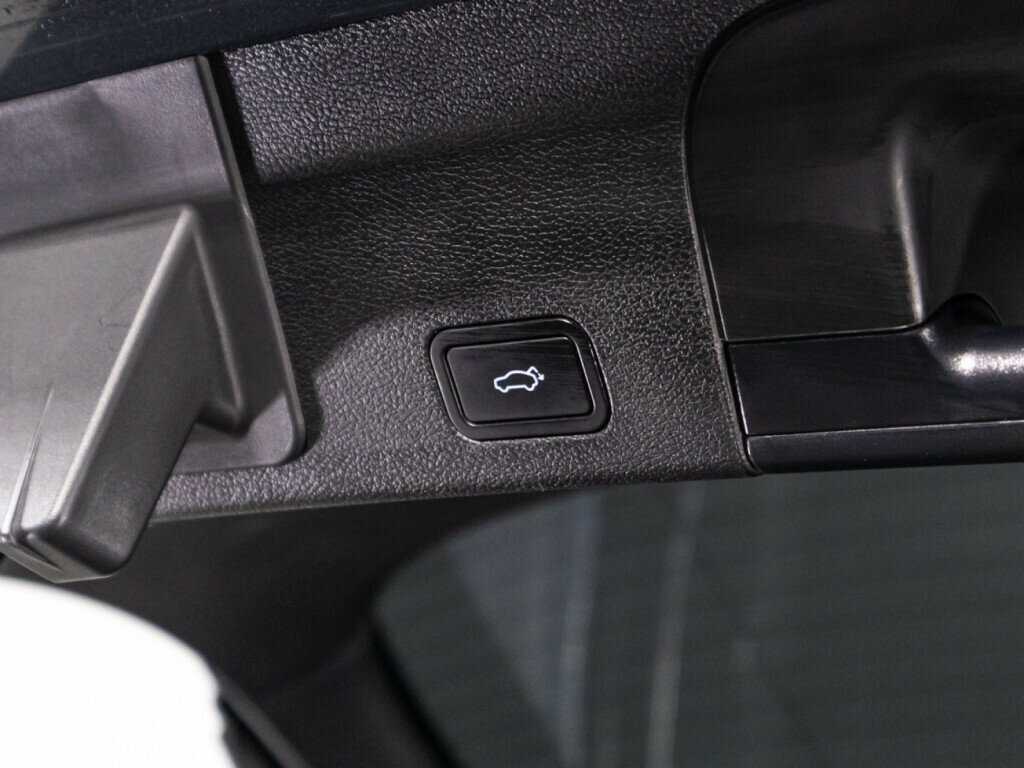 Купить Geely Tugella с пробегом. Фото: #14