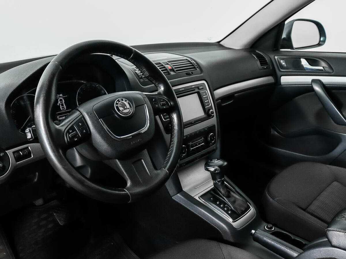Купить Skoda Octavia с пробегом. Фото: #8