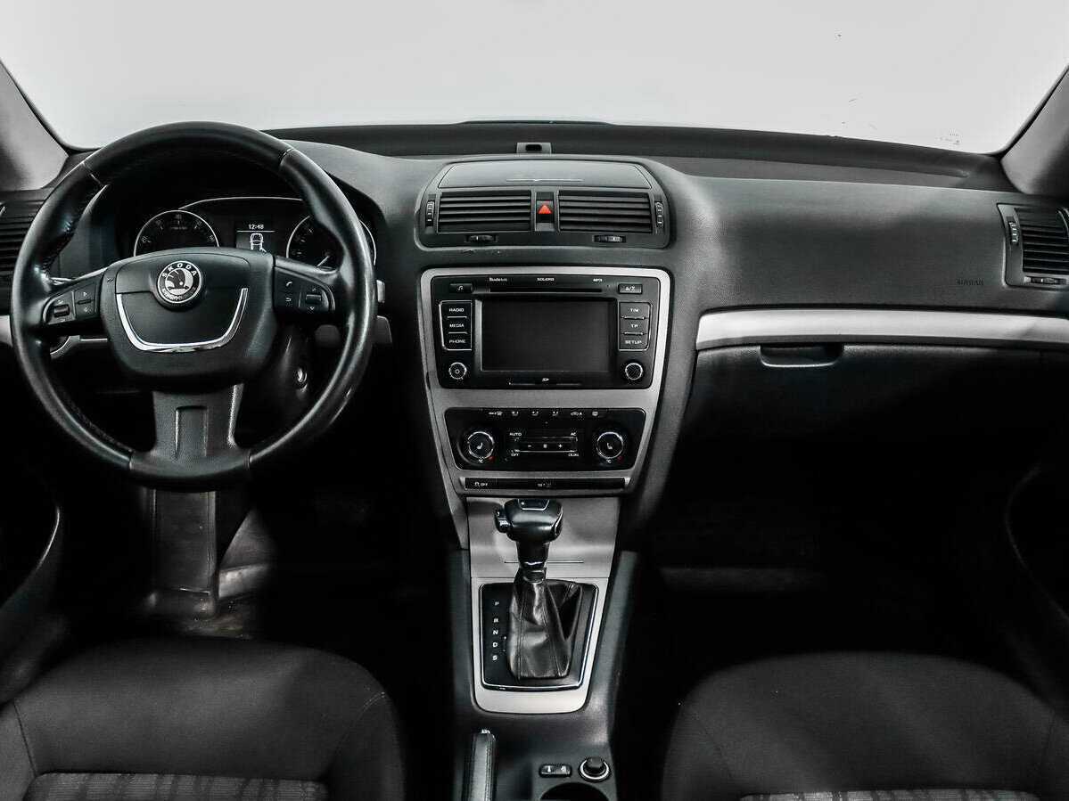 Купить Skoda Octavia с пробегом. Фото: #11