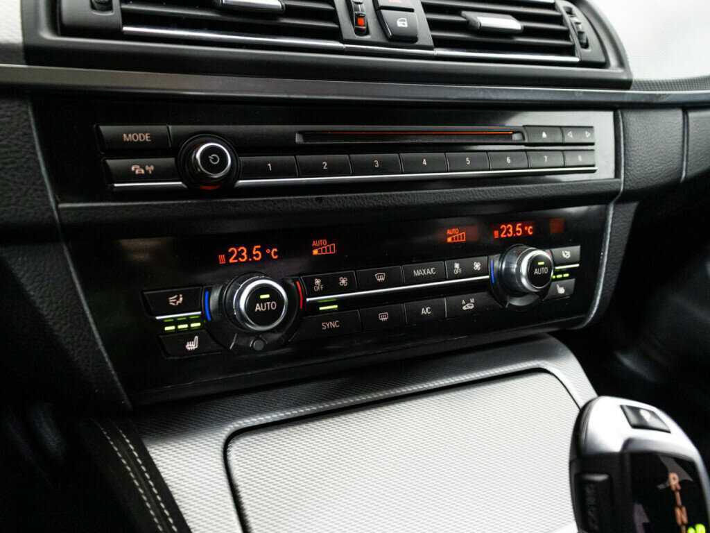 Купить BMW 5 серии с пробегом. Фото: #17