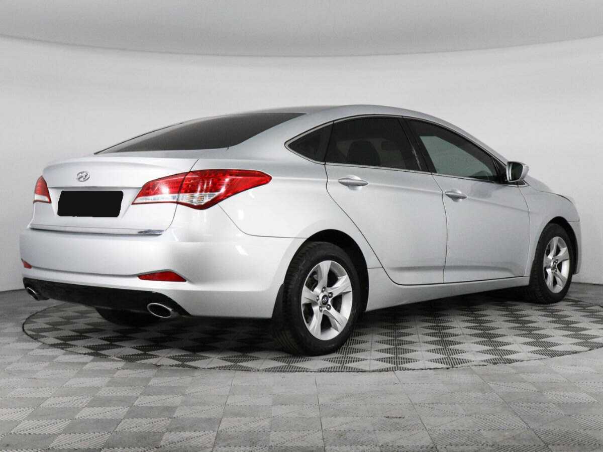 Купить Hyundai i40 с пробегом. Фото: #4