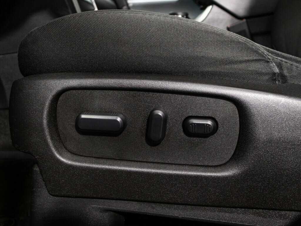 Купить Ford Explorer с пробегом. Фото: #15