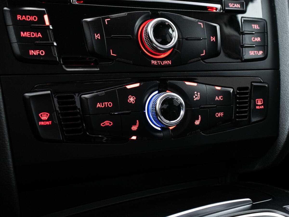 Купить Audi A4 с пробегом. Фото: #15