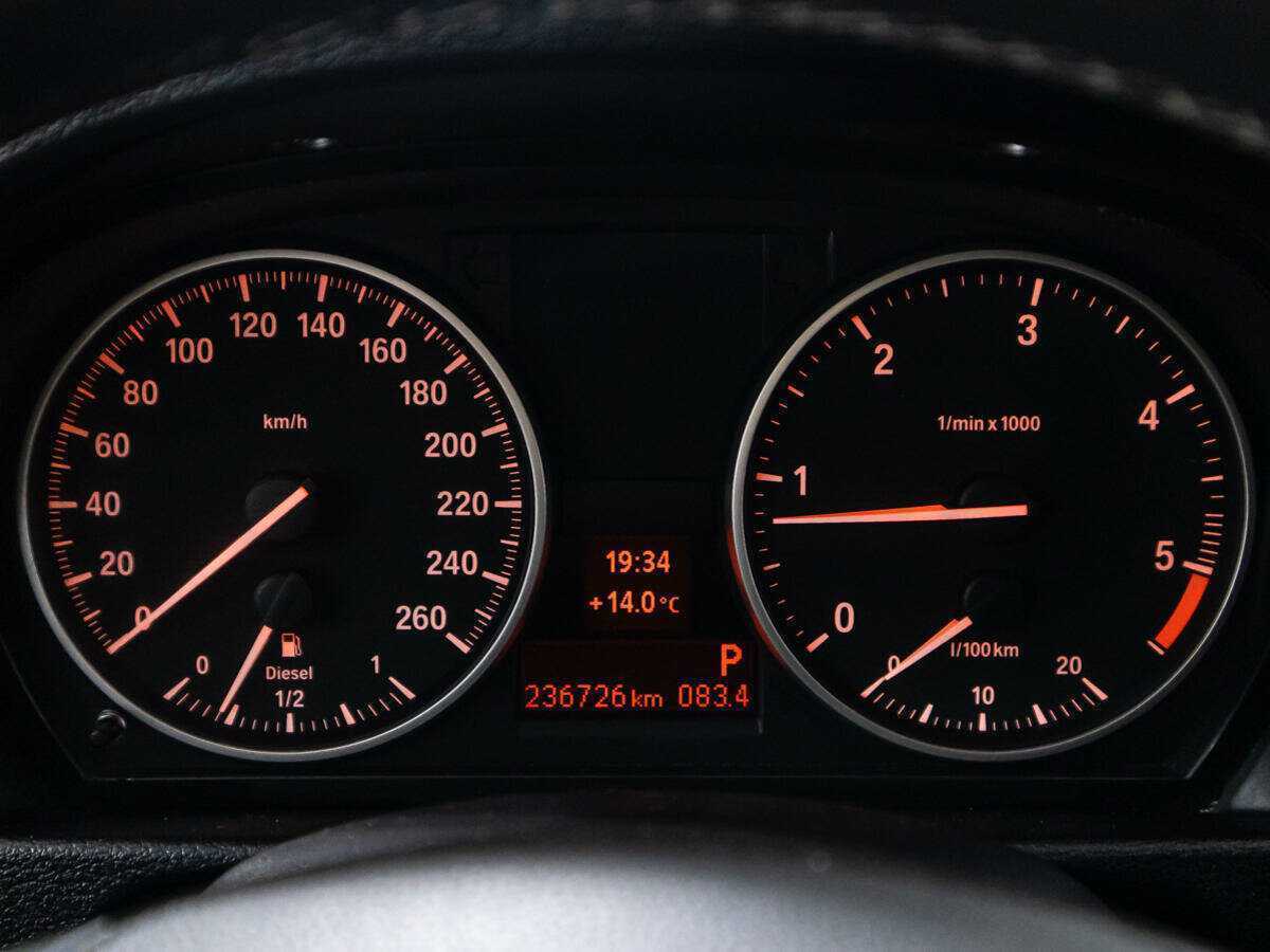 Купить BMW X1 с пробегом. Фото: #11