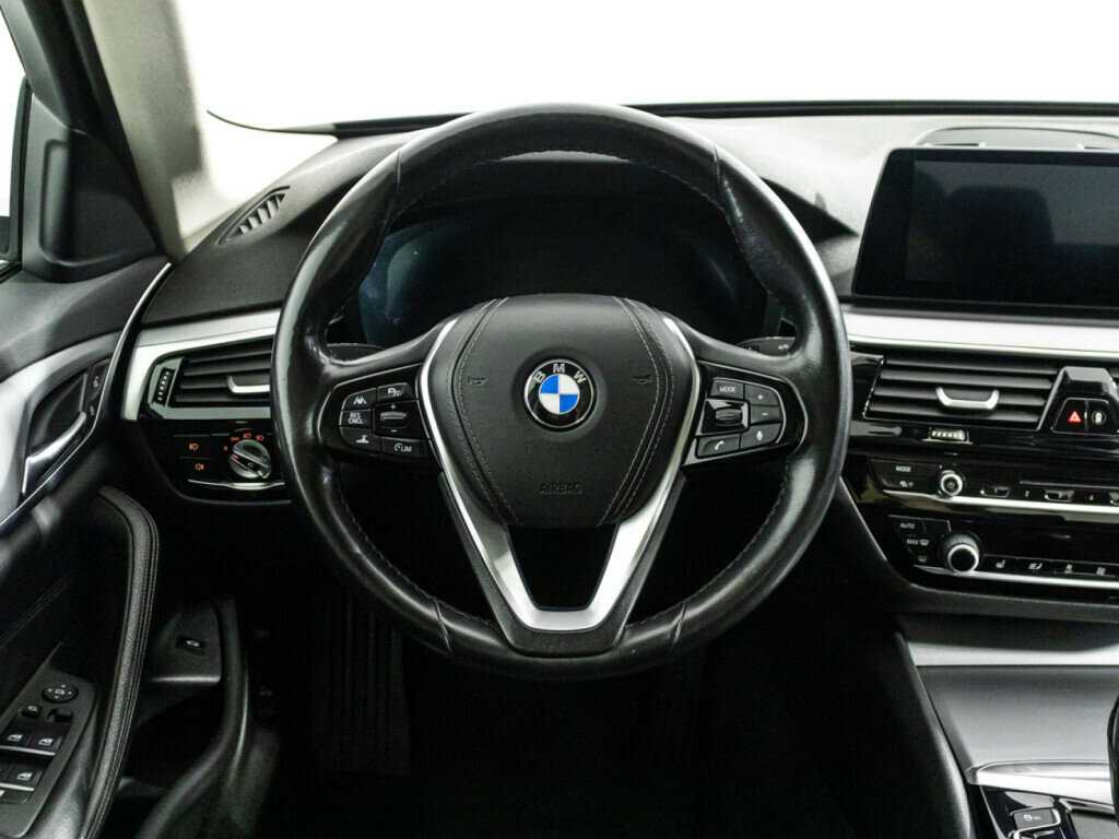 Купить BMW 5 серии с пробегом. Фото: #22