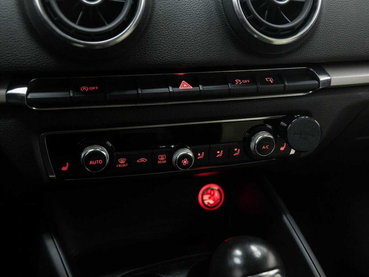 Купить Audi A3 с пробегом. Фото: #20