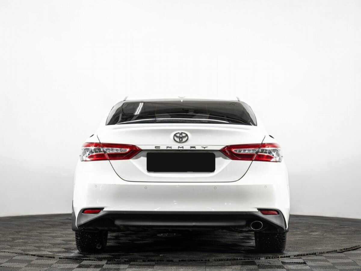 Купить Toyota Camry с пробегом. Фото: #4