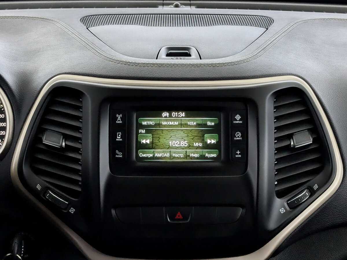 Купить Jeep Cherokee с пробегом. Фото: #14