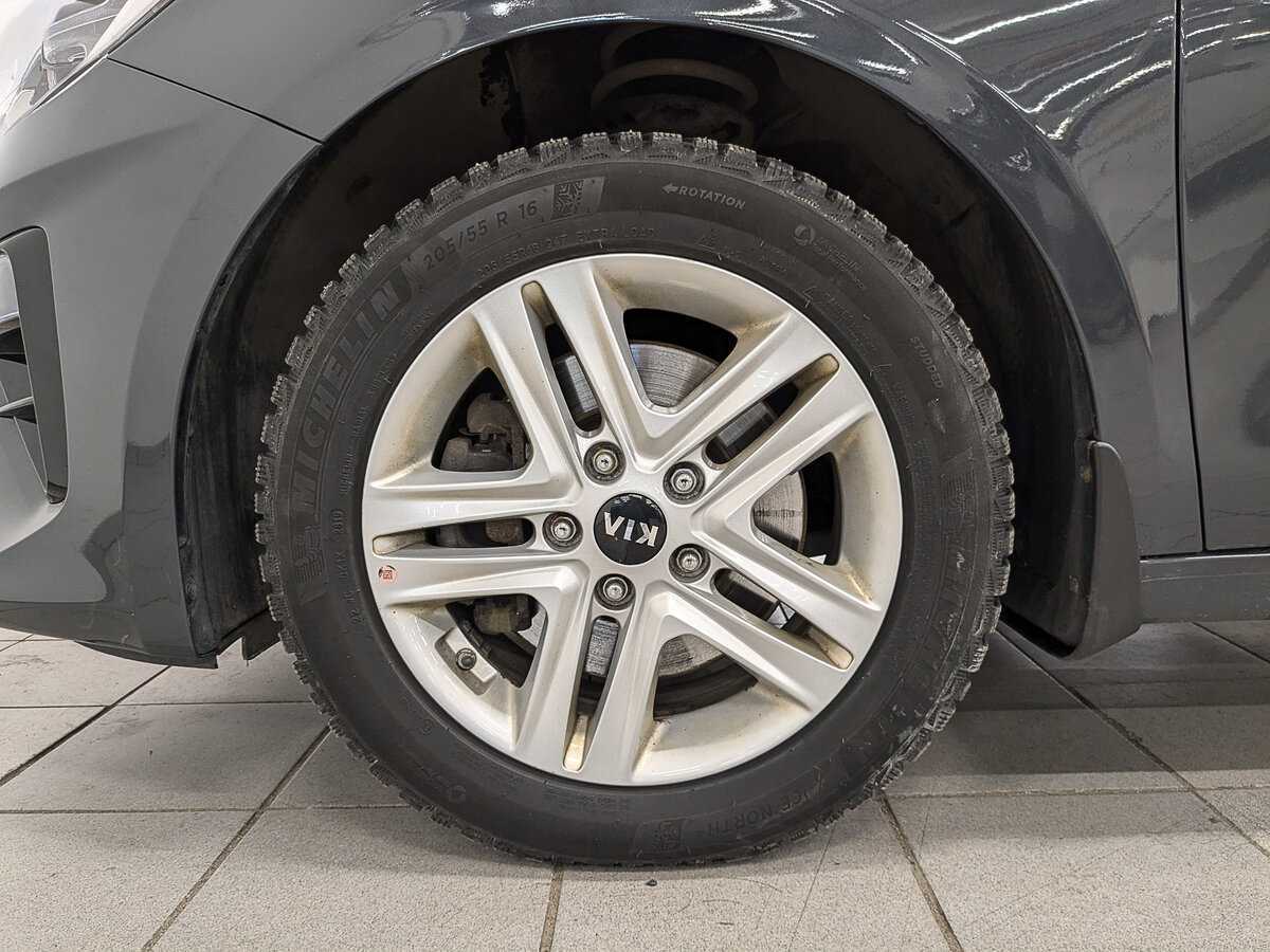 Купить Kia Ceed с пробегом. Фото: #11
