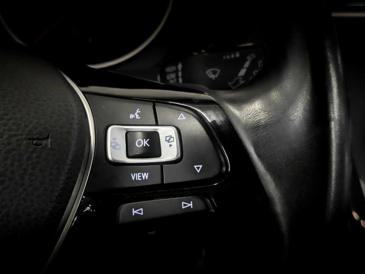 Купить Volkswagen Tiguan с пробегом. Фото: #27