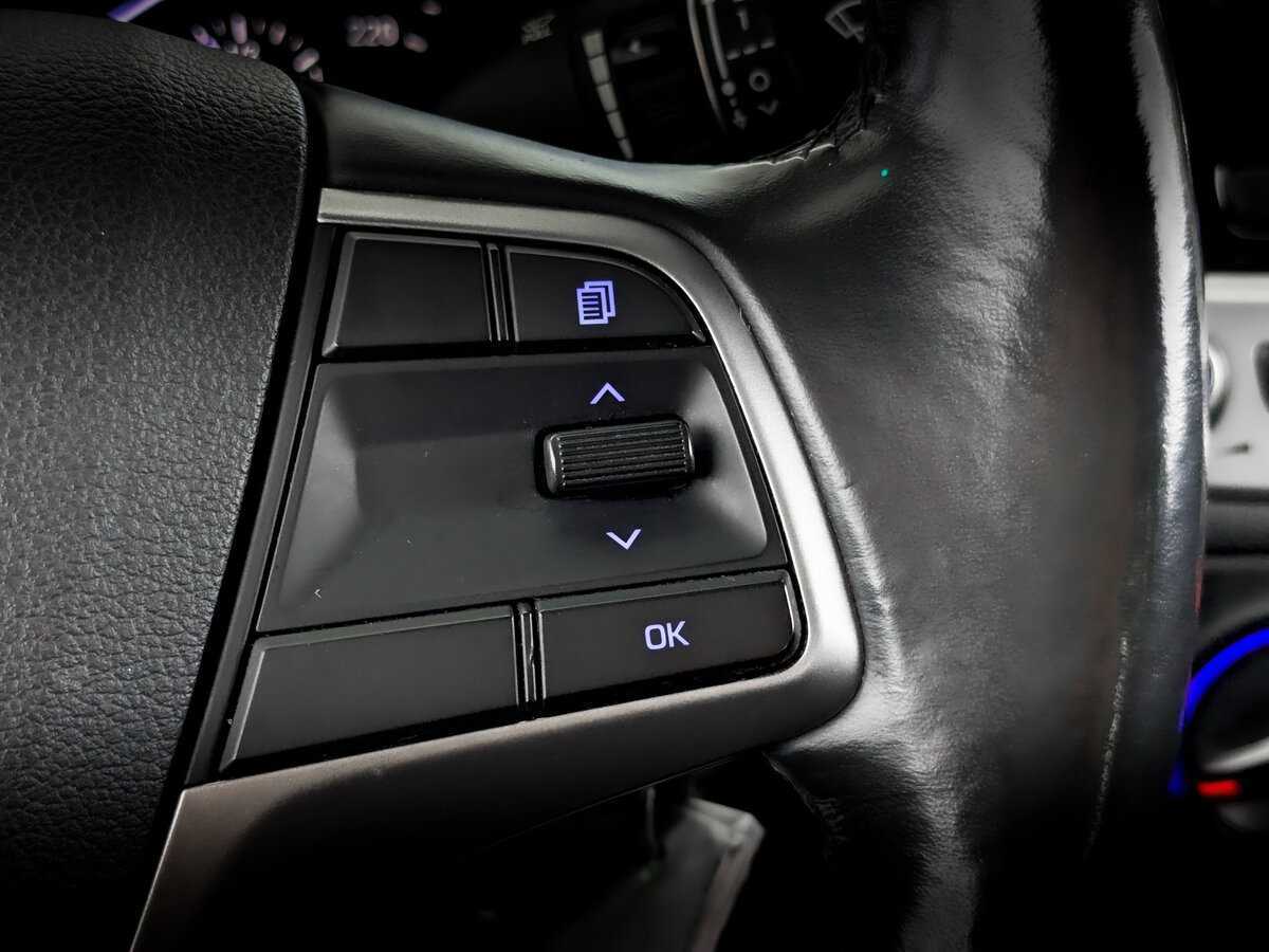 Купить Hyundai Solaris с пробегом. Фото: #25