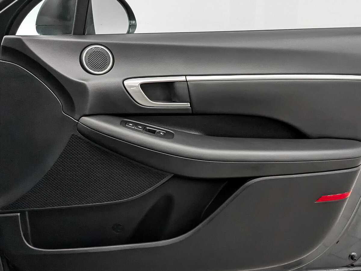 Купить Hyundai Sonata с пробегом. Фото: #22