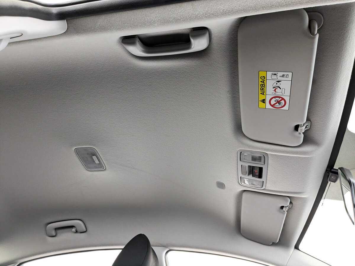 Купить Hyundai Solaris с пробегом. Фото: #21