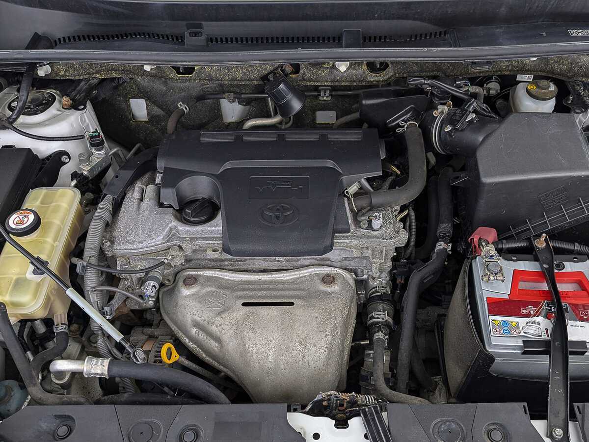 Купить Toyota RAV4 с пробегом. Фото: #8