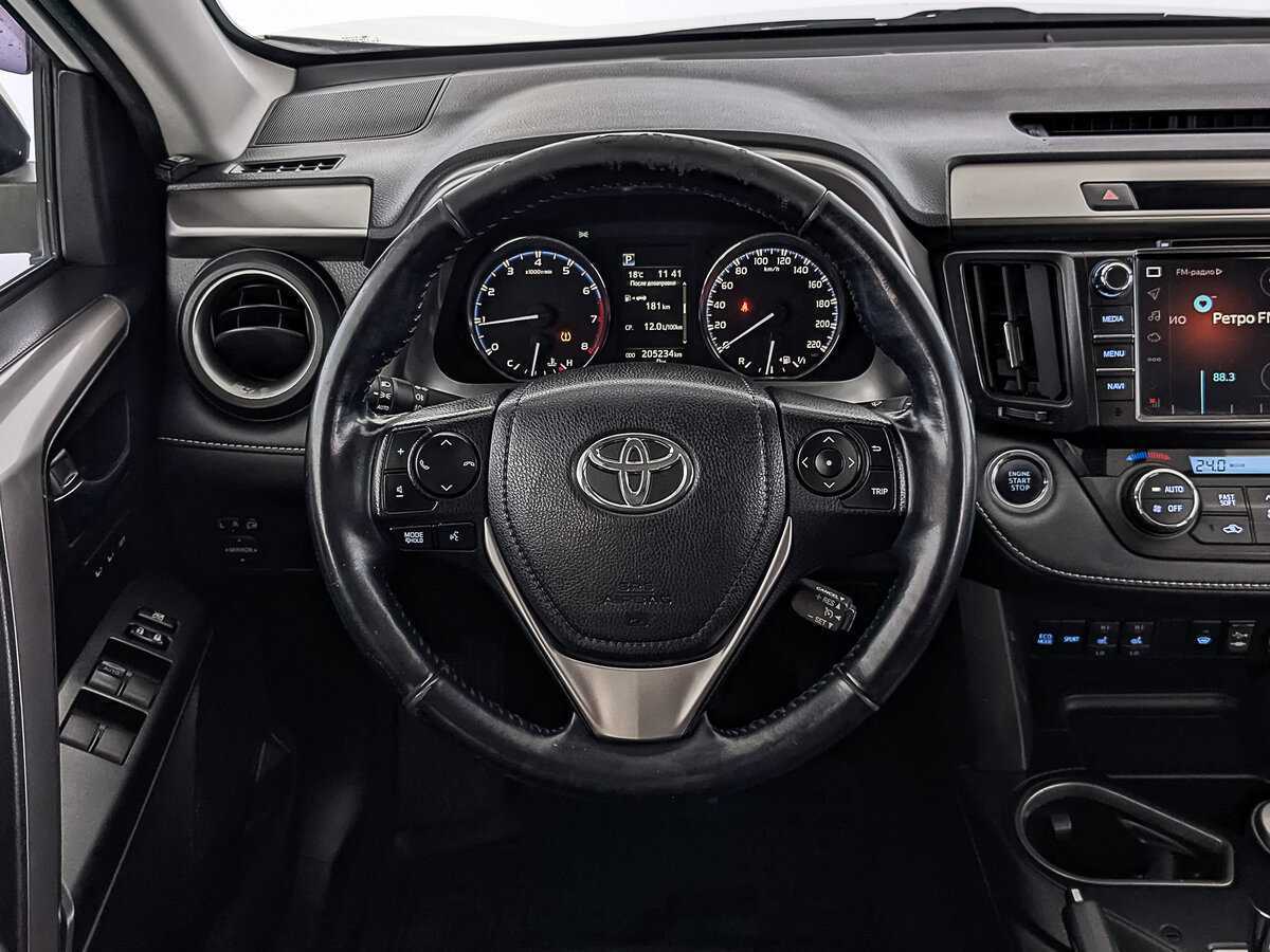 Купить Toyota RAV4 с пробегом. Фото: #19