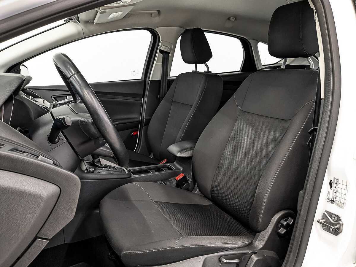 Купить Ford Focus с пробегом. Фото: #19