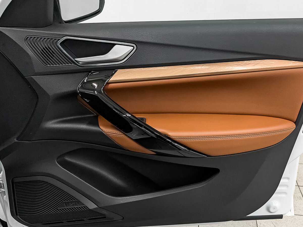 Купить Lada (ВАЗ) Vesta с пробегом. Фото: #24