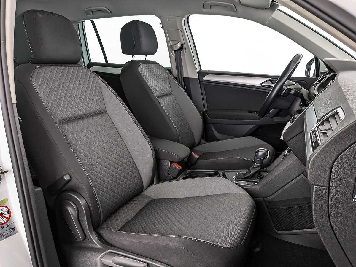 Купить Volkswagen Tiguan с пробегом. Фото: #23