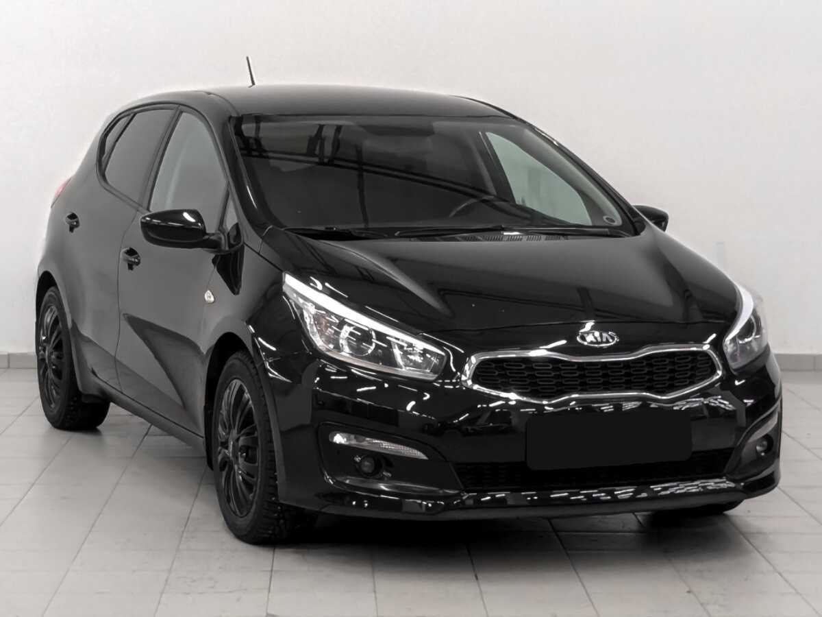 Купить Kia Ceed с пробегом. Фото: #2