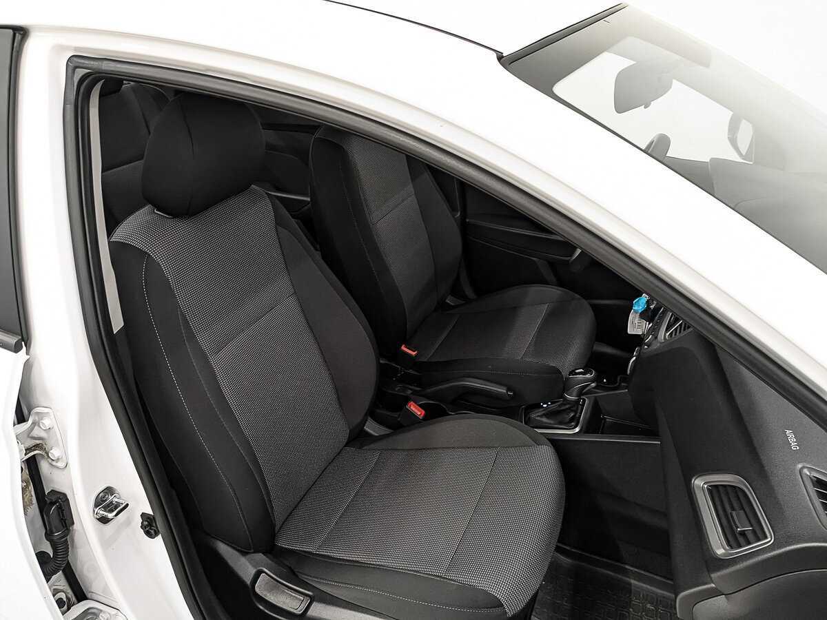 Купить Hyundai Solaris с пробегом. Фото: #23