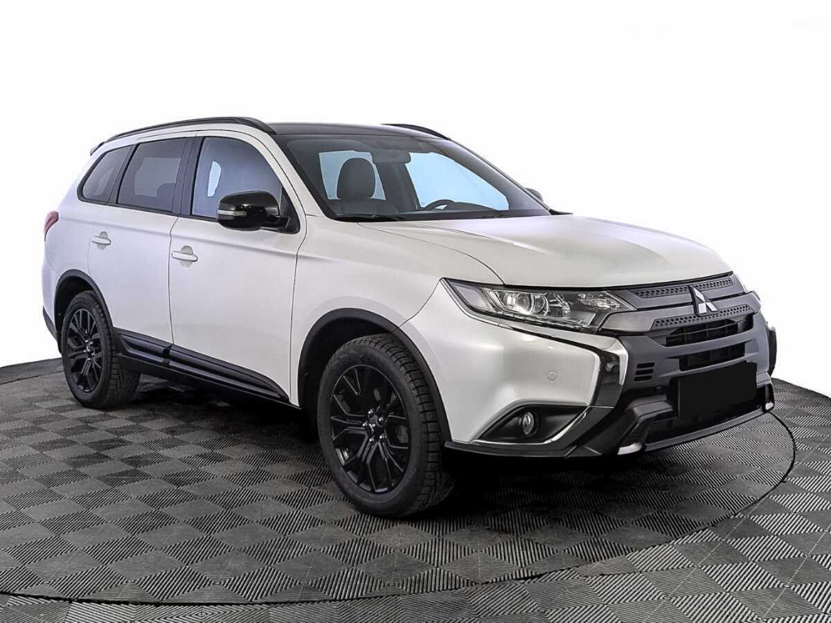 Купить Mitsubishi Outlander с пробегом. Фото: #2