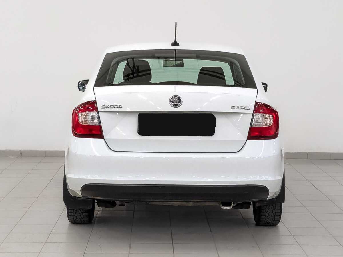 Купить Skoda Rapid с пробегом. Фото: #5