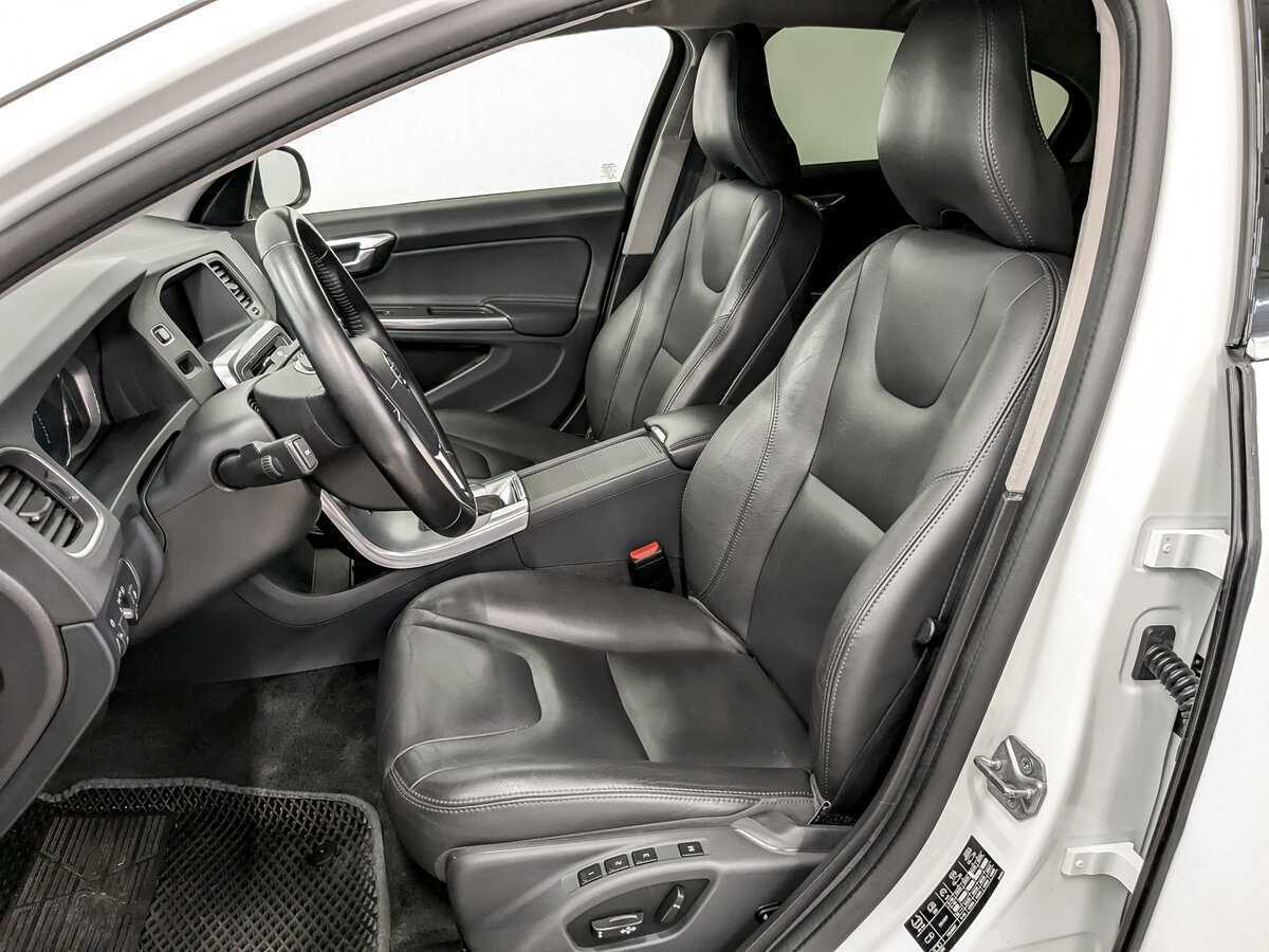 Купить Volvo S60 с пробегом. Фото: #20