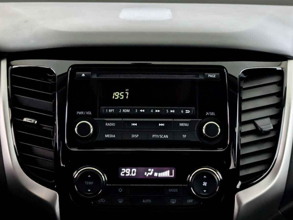 Купить Mitsubishi Pajero Sport с пробегом. Фото: #14