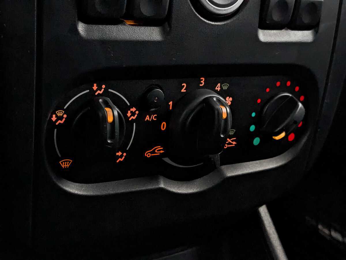 Купить Lada (ВАЗ) Largus с пробегом. Фото: #24