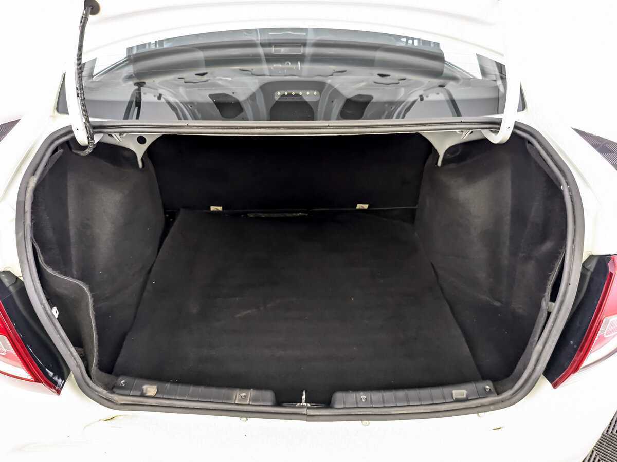 Купить Lada (ВАЗ) Granta с пробегом. Фото: #9