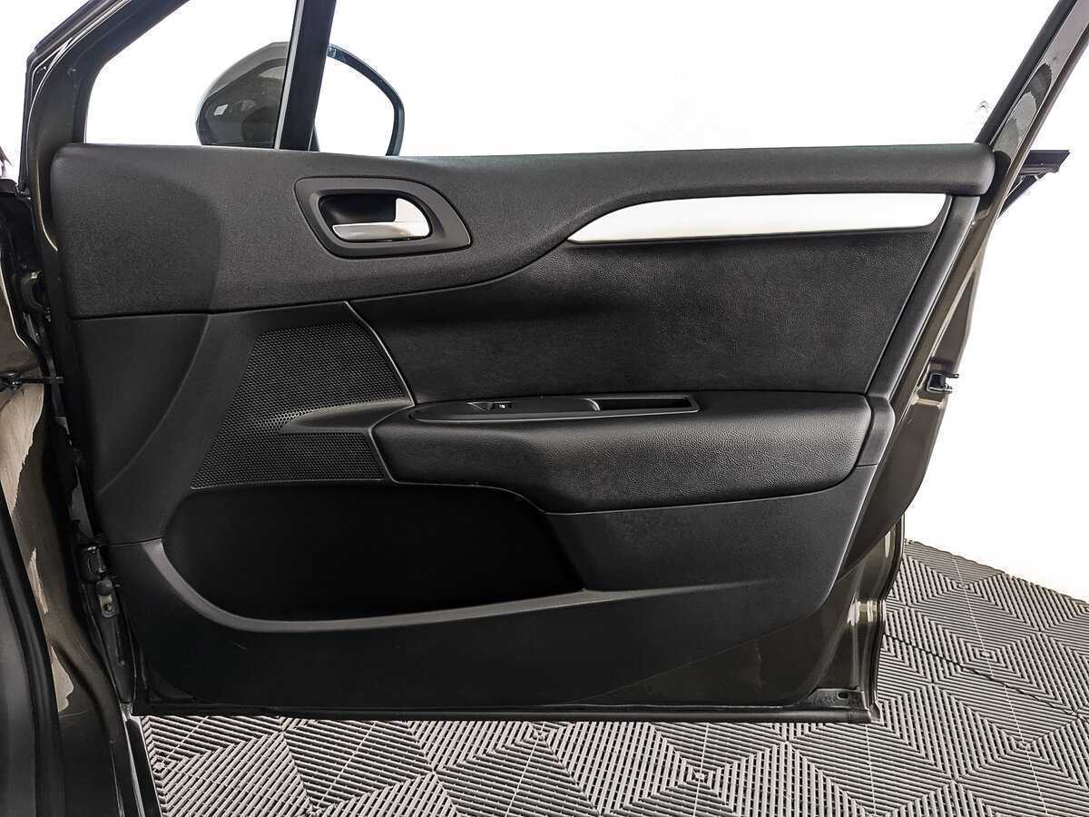 Купить Citroen C4 с пробегом. Фото: #22