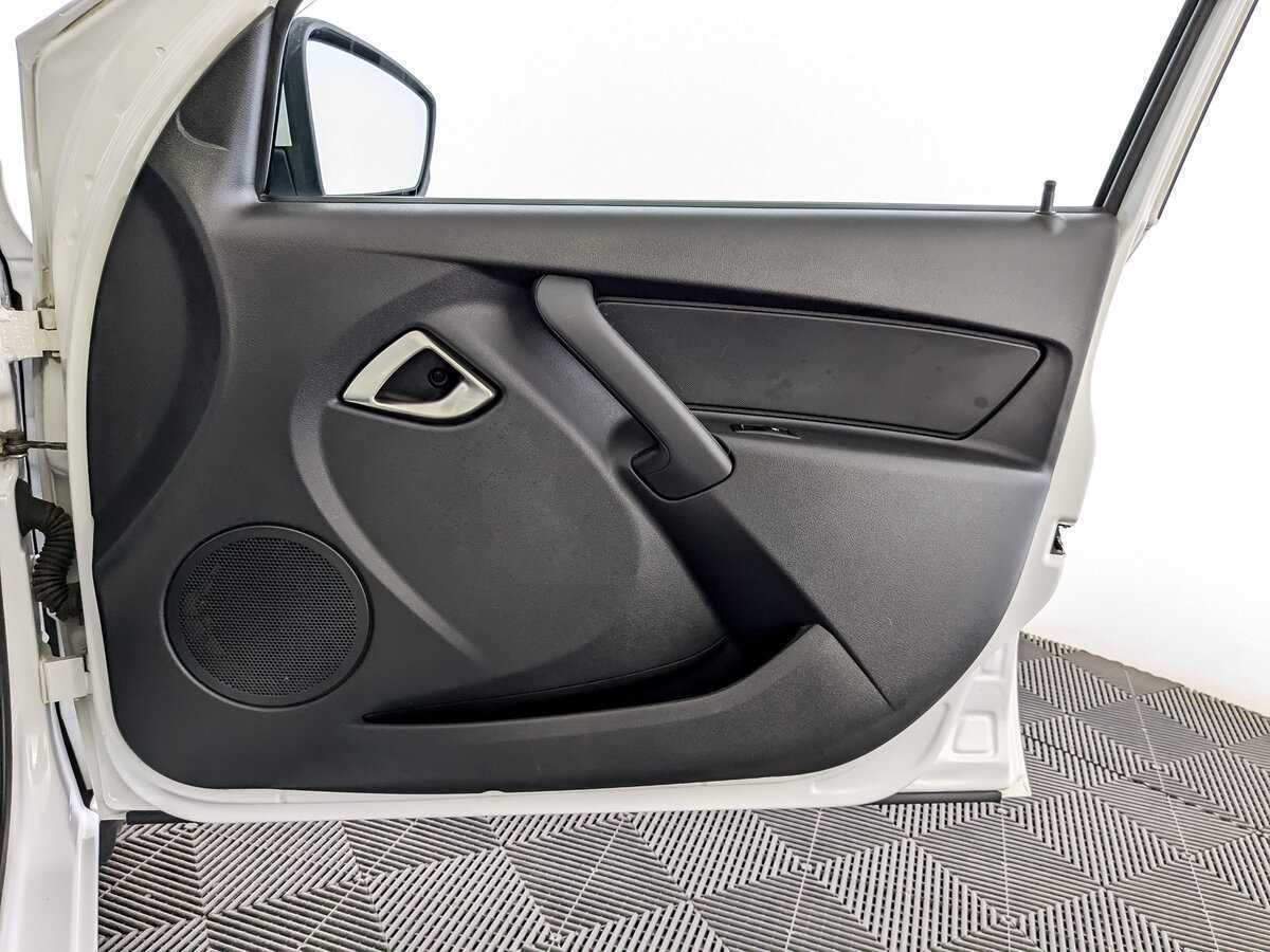 Купить Lada (ВАЗ) Granta с пробегом. Фото: #23