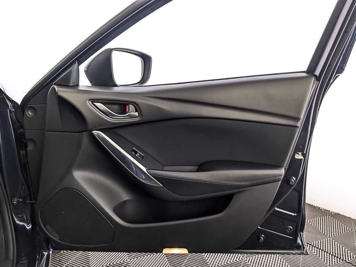 Купить Mazda 6 с пробегом. Фото: #24