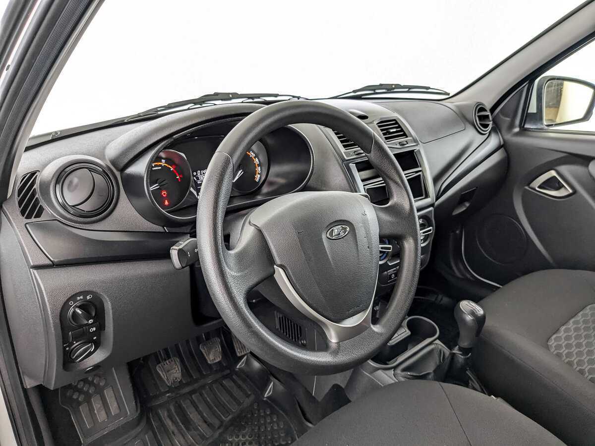 Купить Lada (ВАЗ) Granta с пробегом. Фото: #15