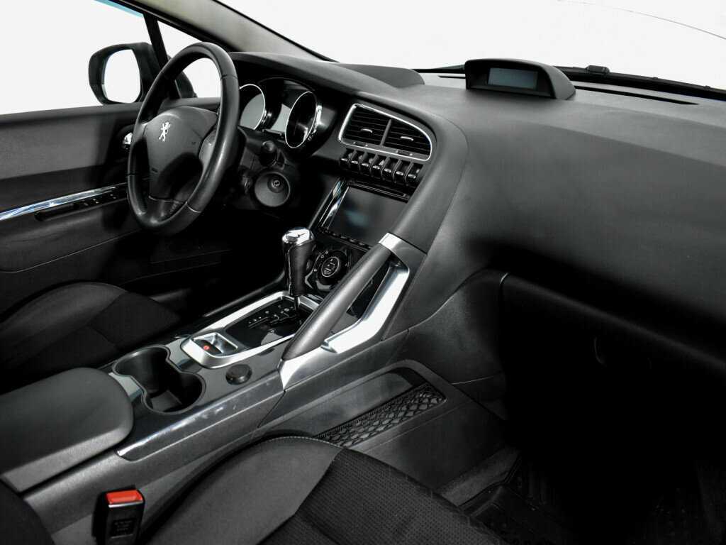 Купить Peugeot 3008 с пробегом. Фото: #10