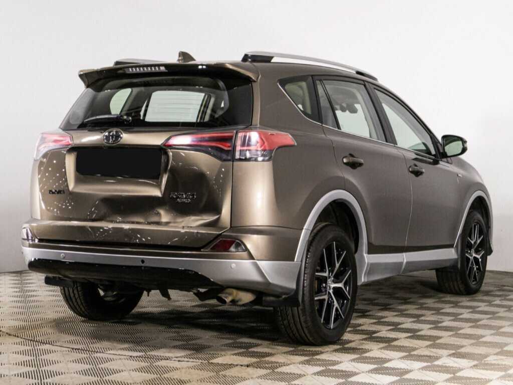 Купить Toyota RAV4 с пробегом. Фото: #4