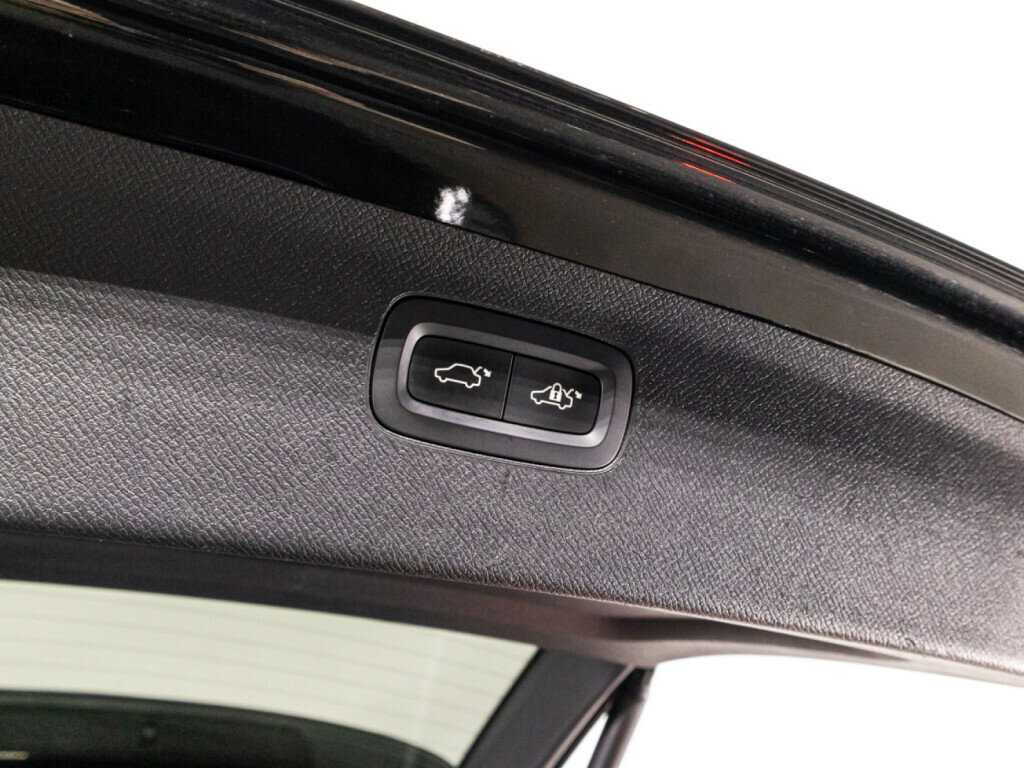 Купить Volvo XC90 с пробегом. Фото: #14