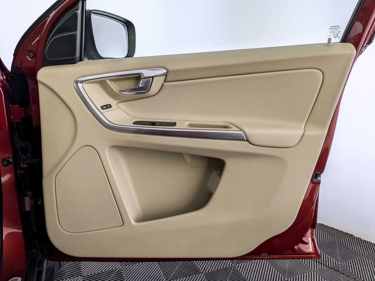 Продажа Б/У Вольво ИксЦ60. Фото: #23