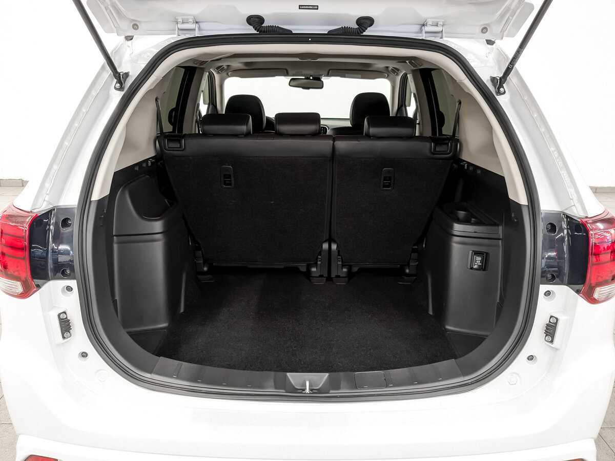 Купить Mitsubishi Outlander с пробегом. Фото: #9