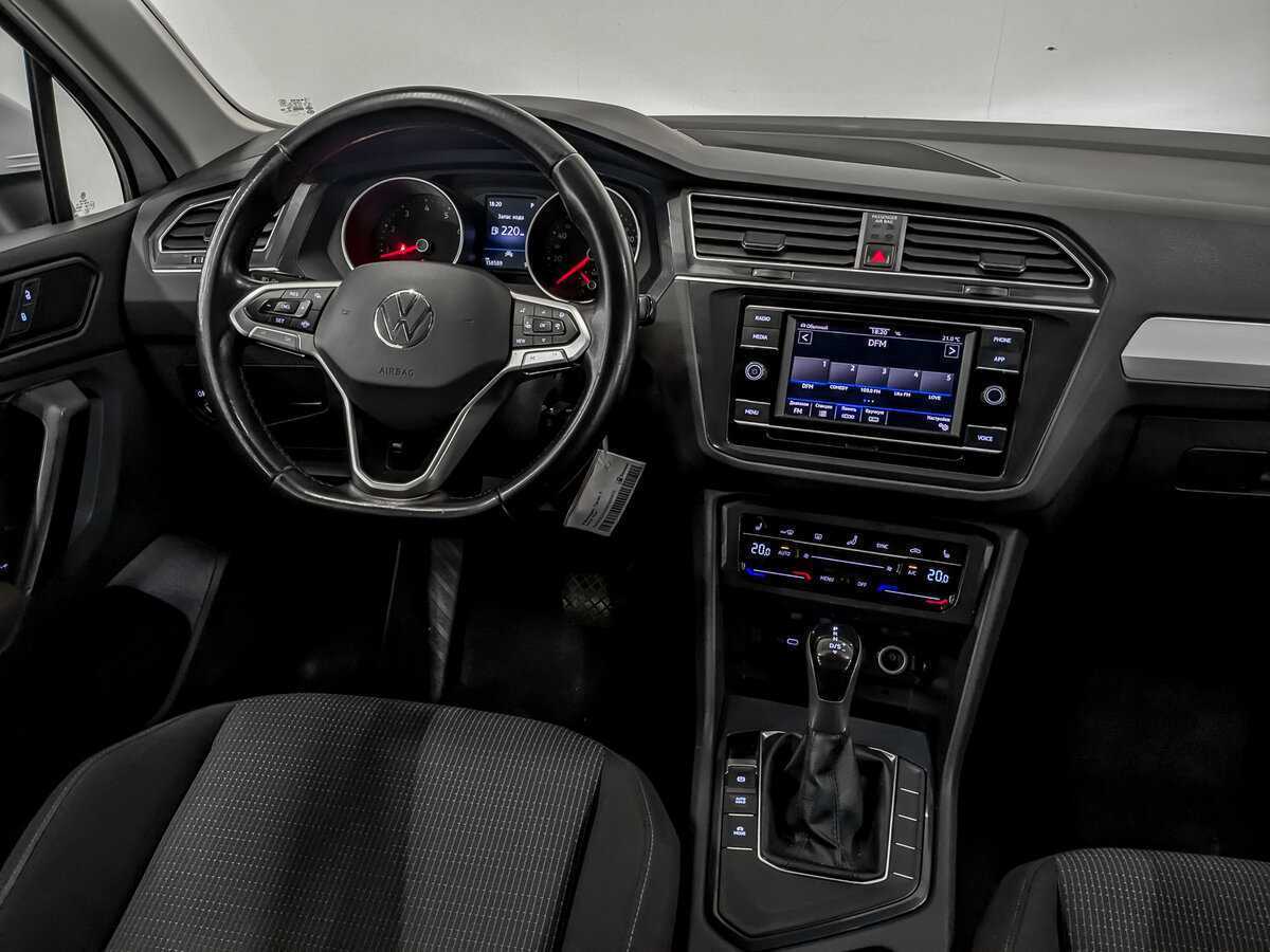 Купить Volkswagen Tiguan с пробегом. Фото: #28