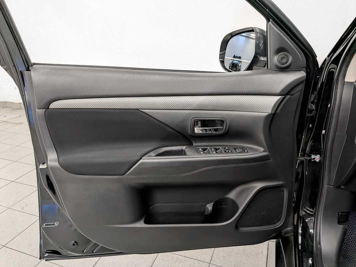 Продажа Б/У Митсубиши Оутлэндер. Фото: #16