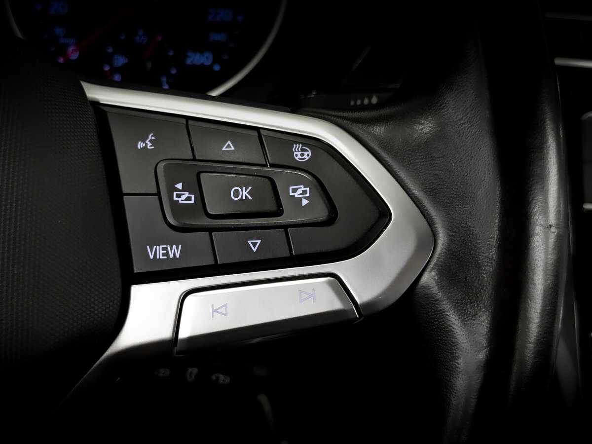 Купить Volkswagen Tiguan с пробегом. Фото: #25