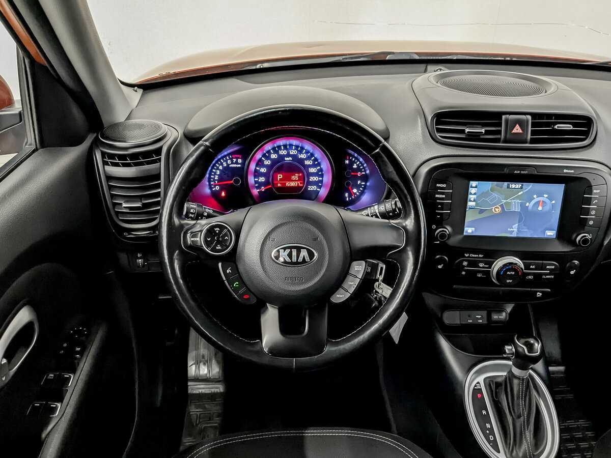 Купить Kia Soul с пробегом. Фото: #18