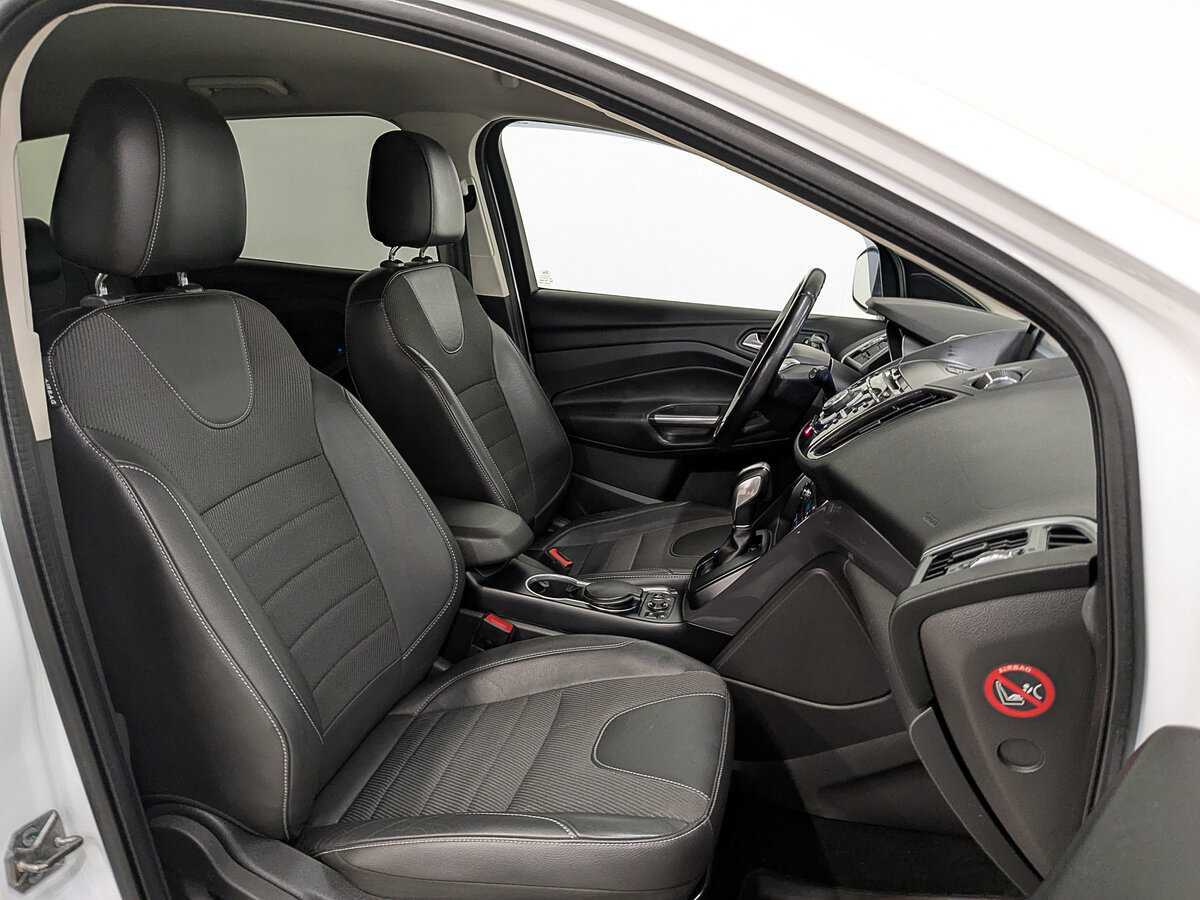 Купить Ford Kuga с пробегом. Фото: #21